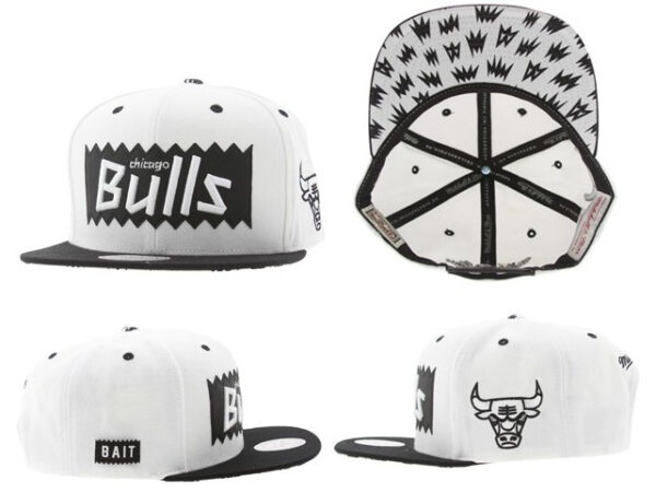 Cappello Chicago Bulls Mitchell&Ness [White]