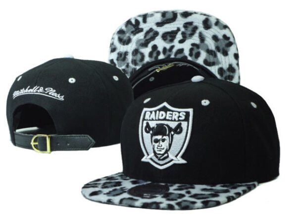 Cappello Oakland Raiders [Print]