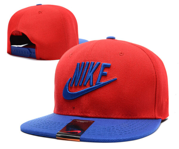 Cappello Snapback NIKE [M. 02]